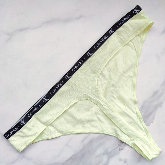 NWOT CALVIN KLEIN 1996 COTTON STRETCH MODERN THONG PANTY IN SPRING ONION SIZE EX - Picture 2 of 3